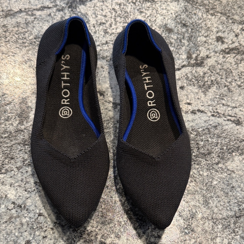 Rothy's Women's Black and Blue Flats